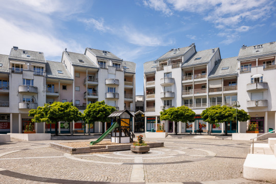 image Place de la Croix-Blanche 51